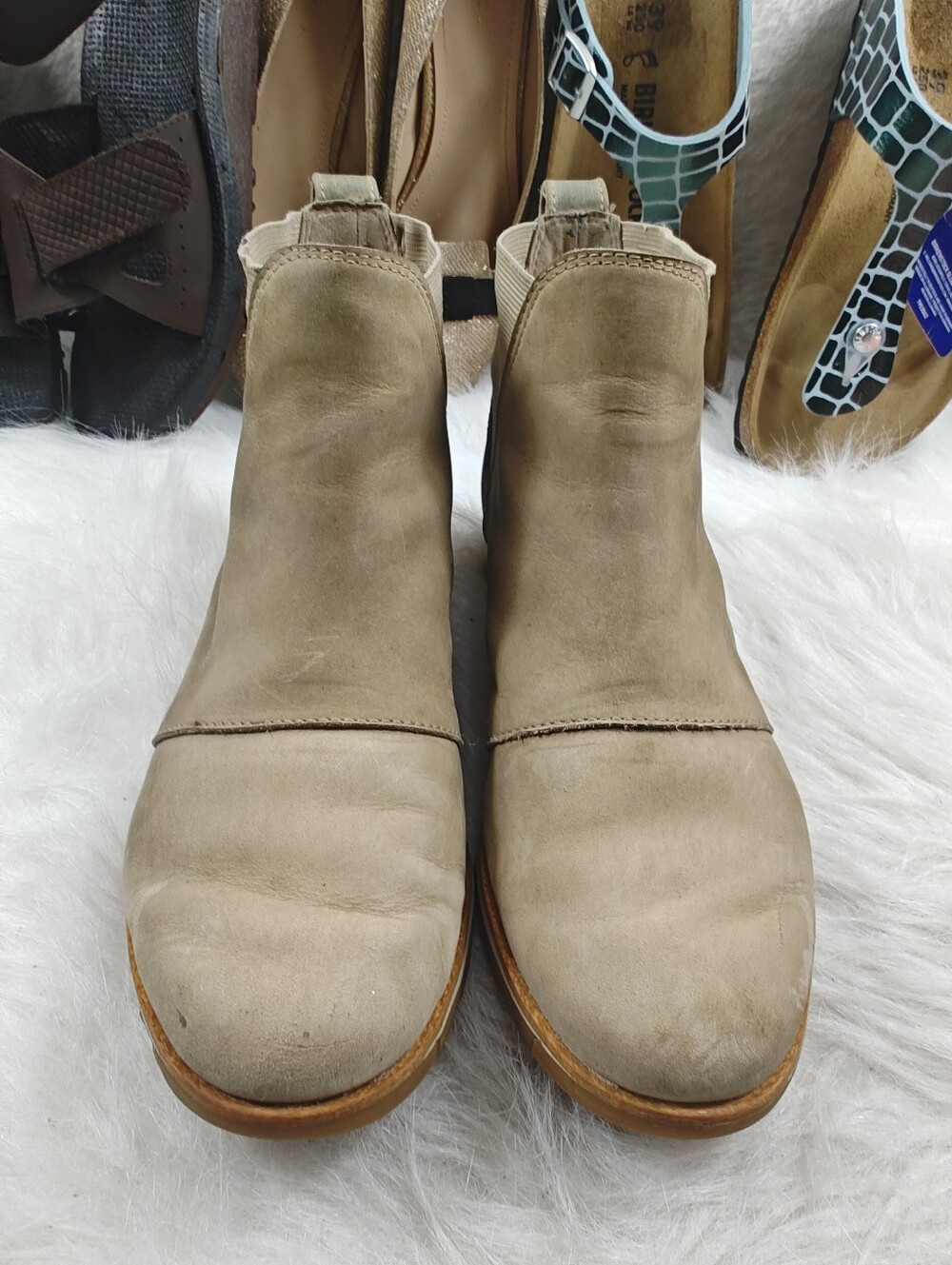 Sorel NL3727-251 Chelsea Beige/Tan Suede Ankle Boots – Women's Size 7